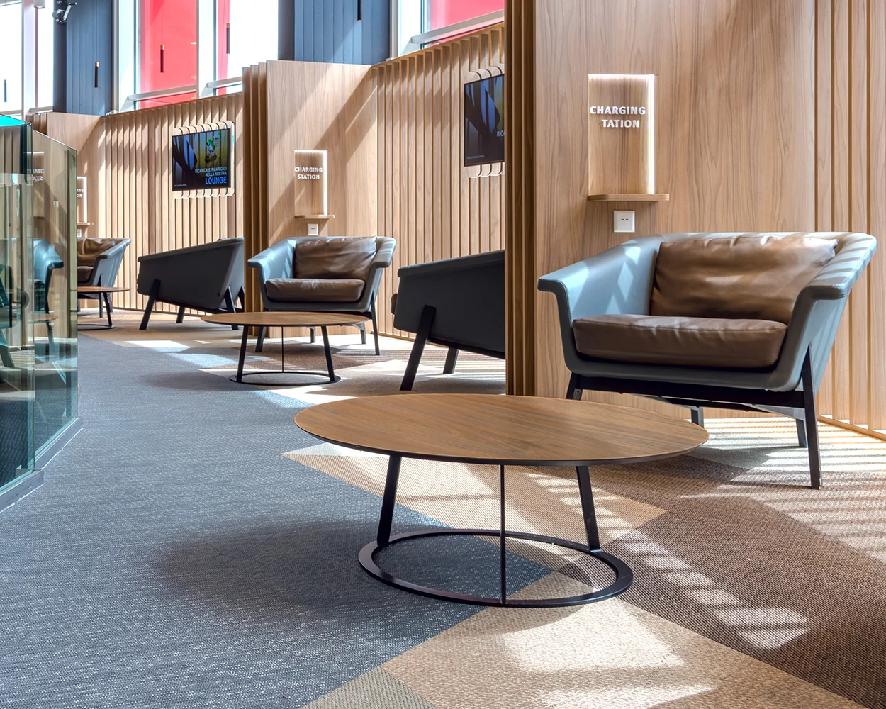 albino-family-legno-3