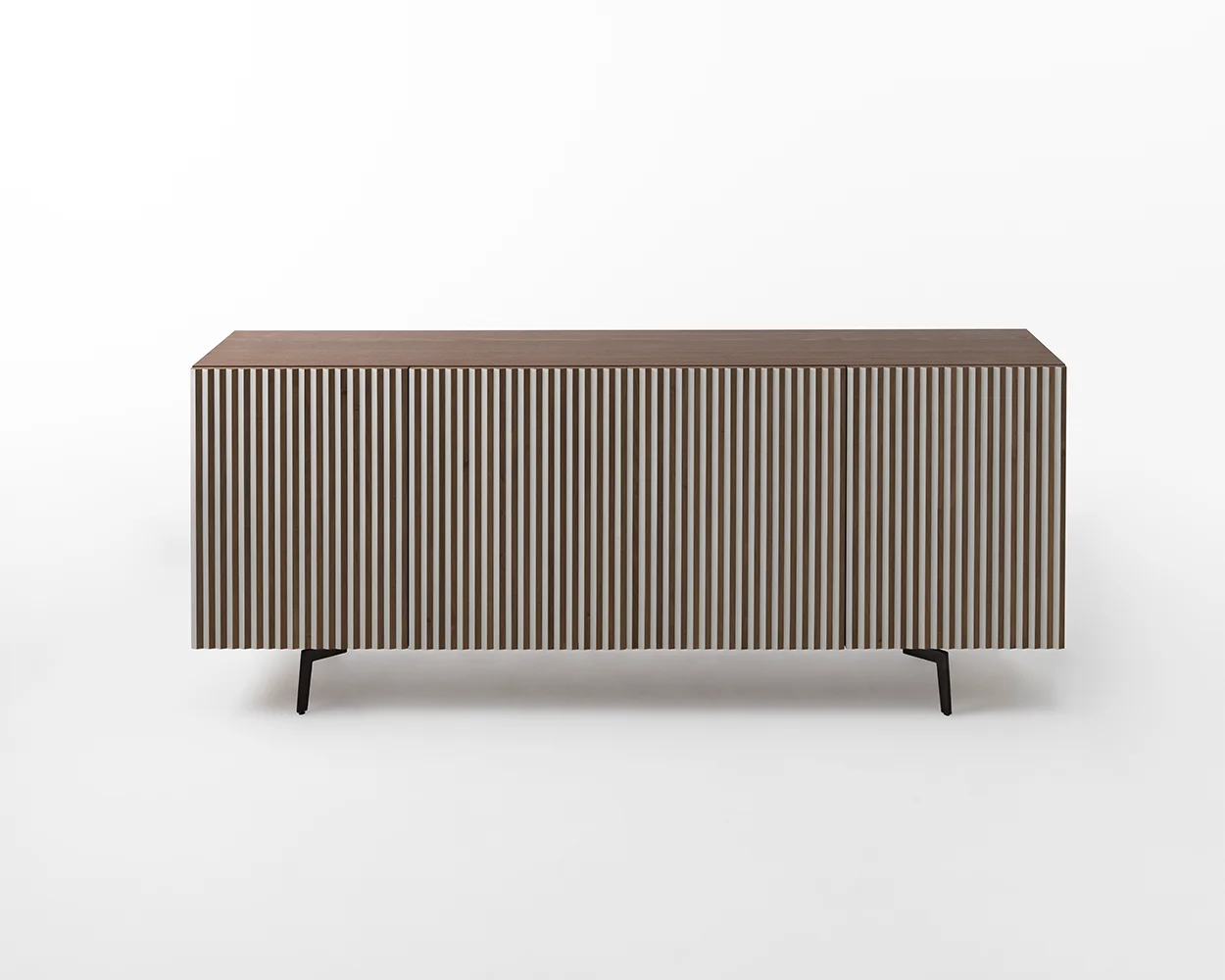 Leon_h66_boisblond_mcm_02