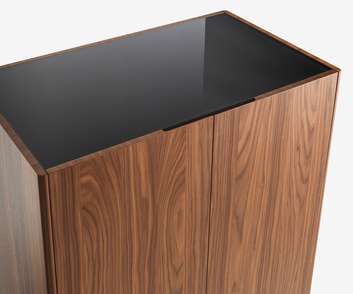 gallery-dam-bar-cabinet_03