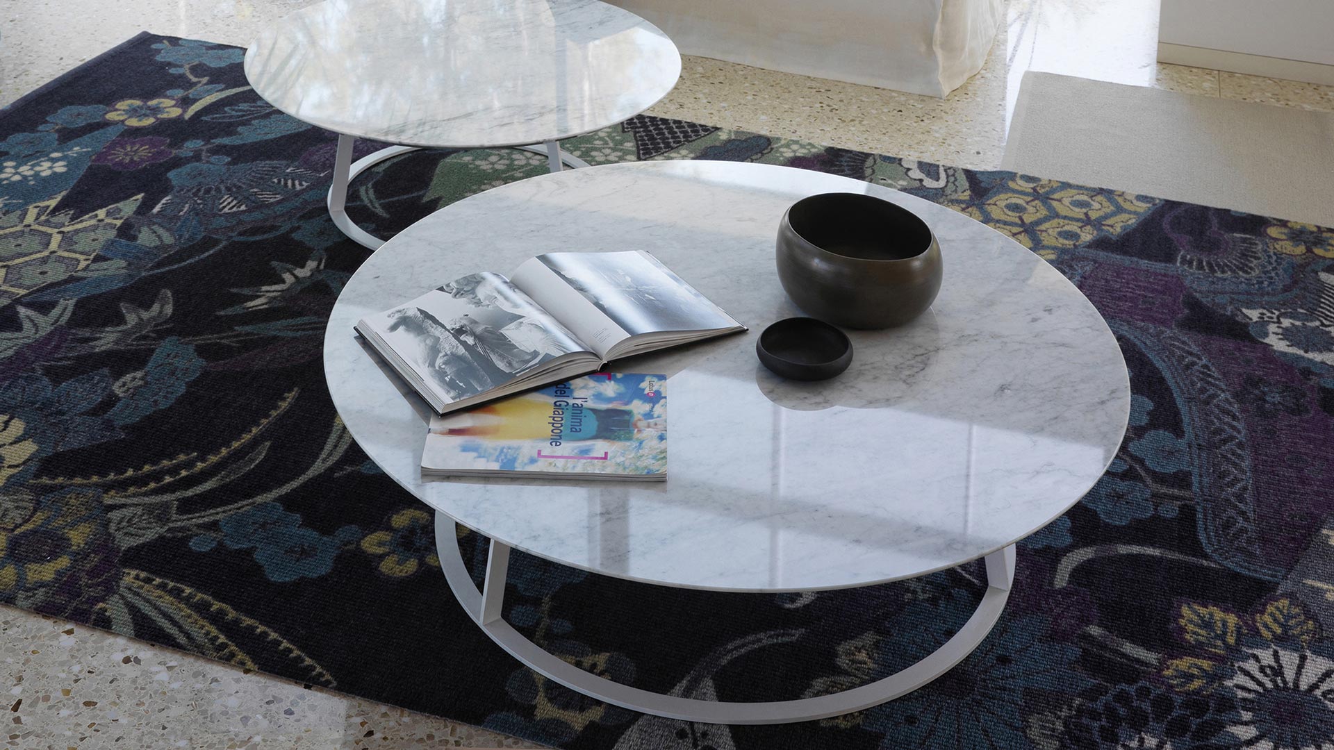 albino-family-marble-coffee-table-slider_02