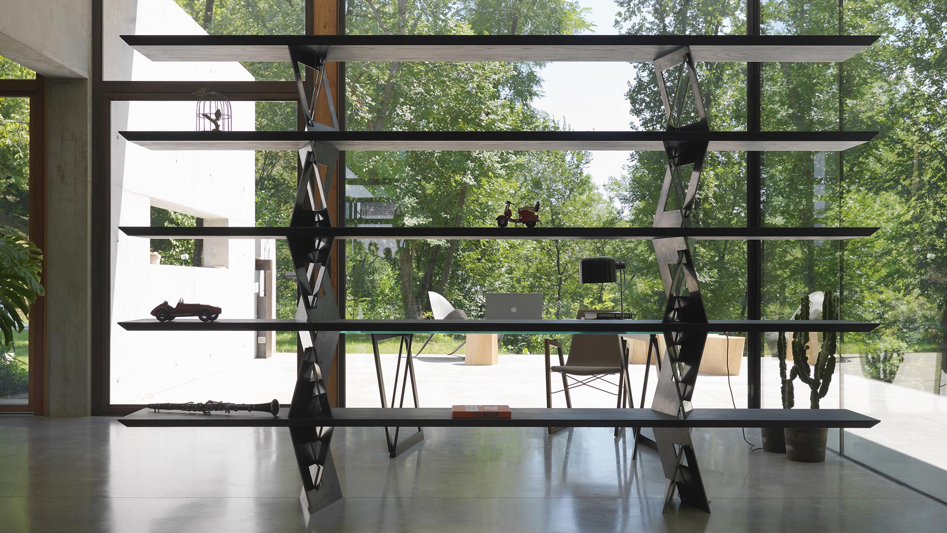 quadror-04-bookcase-slider_02