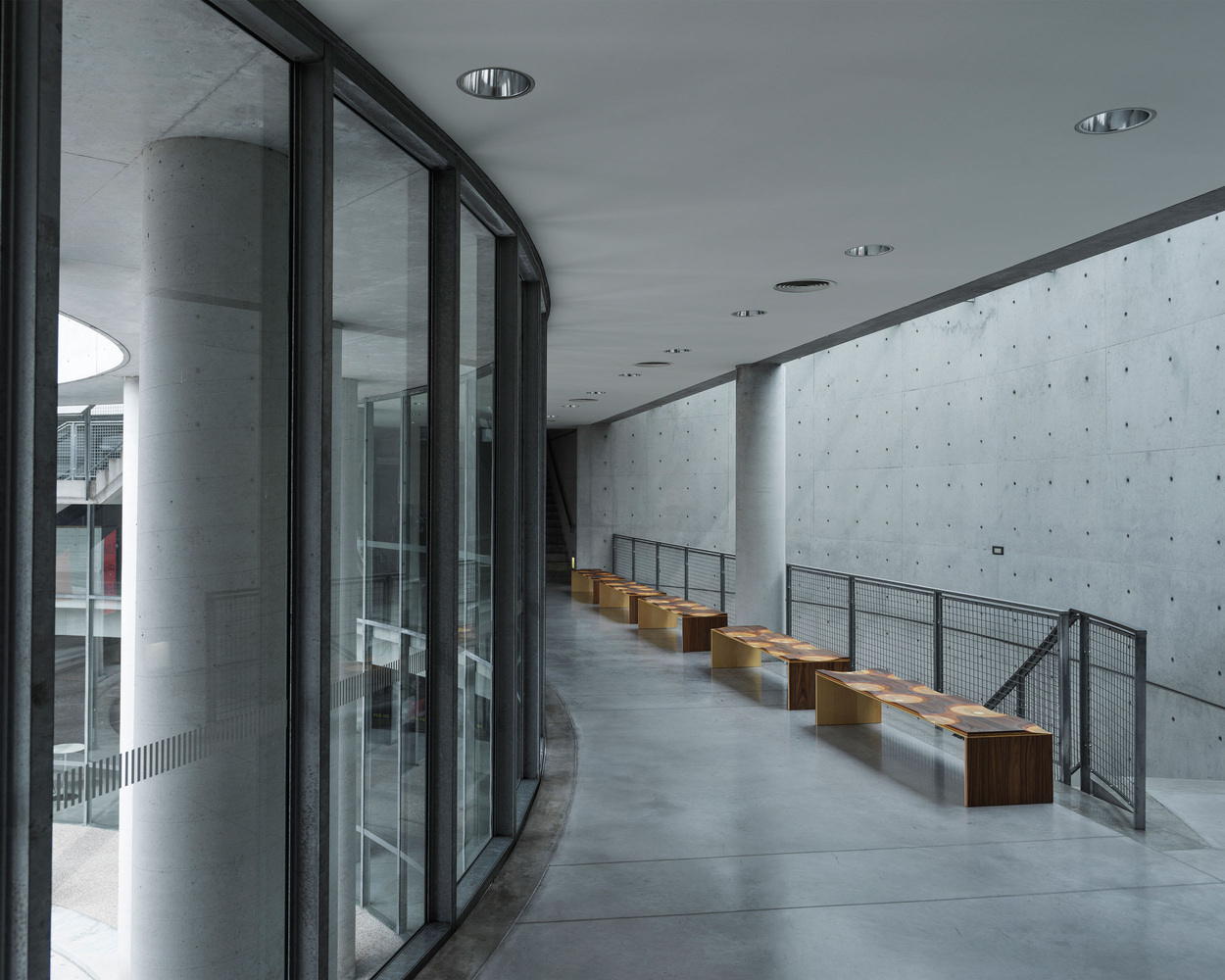 ripples-indoor-bench_01