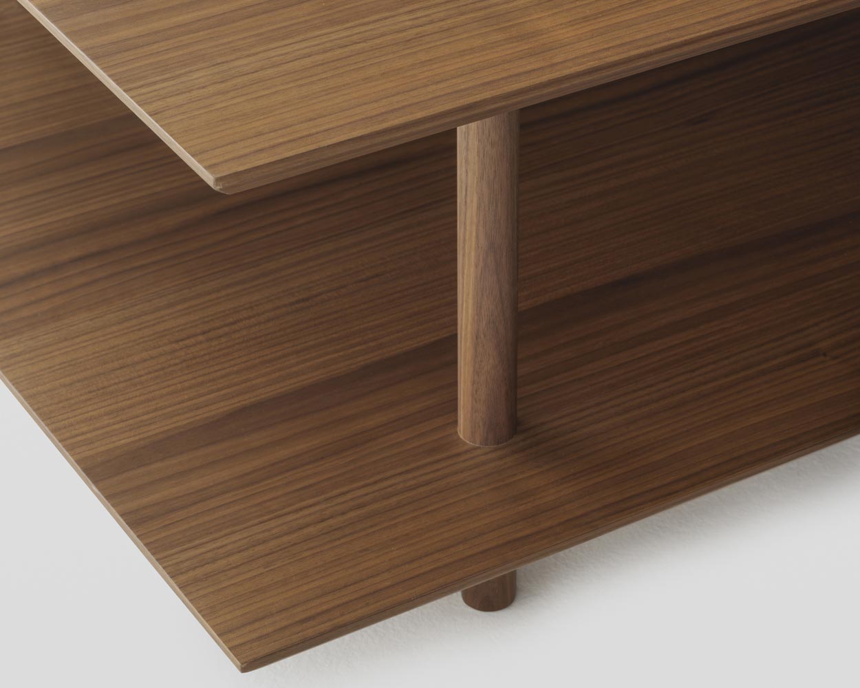 tune-coffee-table_01