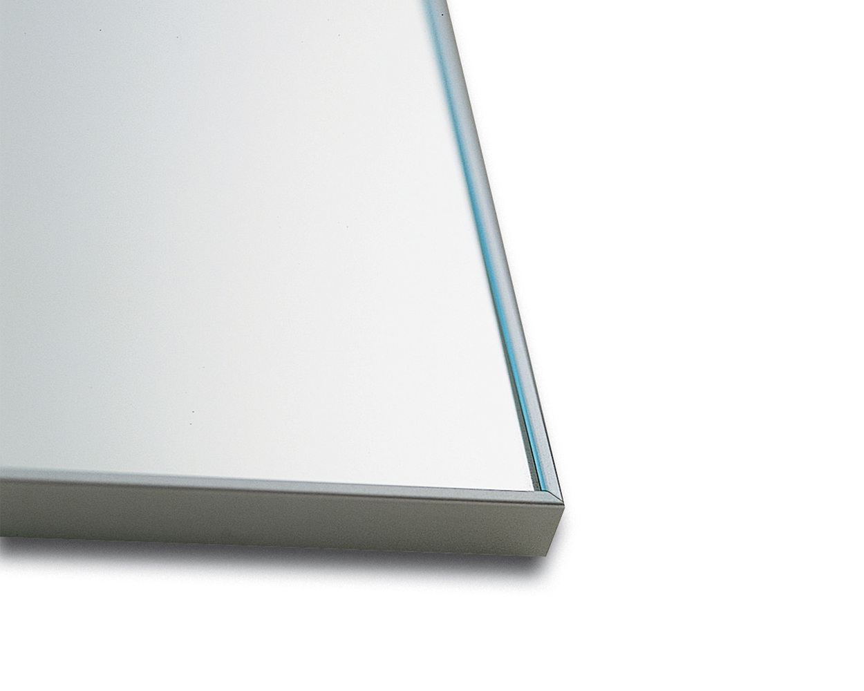 ute-minimal-mirror_02